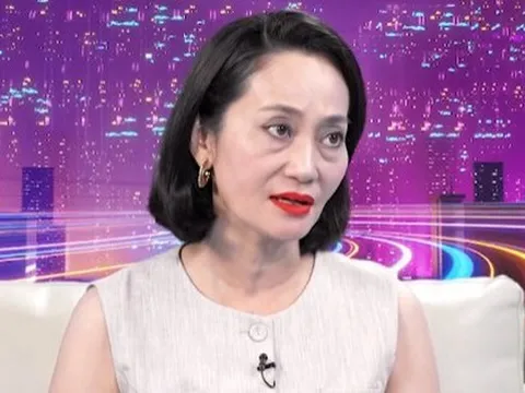 Nữ NSƯT 49 tuổi: "Tôi phải thừa nhận một điều"