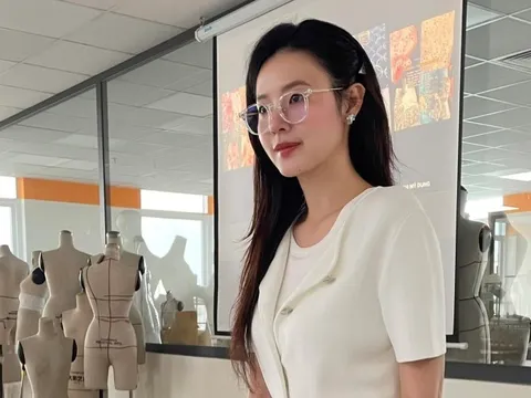 Hóa ra Midu đi dạy thế này