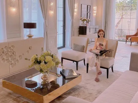 Mỹ nhân Việt ở biệt thự 100 tỷ, được chồng chiều, sống như công chúa đời thực