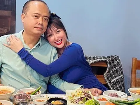 Nữ nghệ sĩ 2 đời chồng nửa đêm đăng status hơn 600 chữ về bạn trai U60