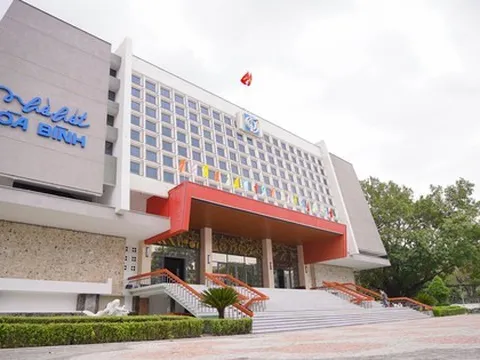 Ngắm nhà hát Hòa Bình tuyệt đẹp trong tấm áo mới trị giá hơn 270 tỉ đồng