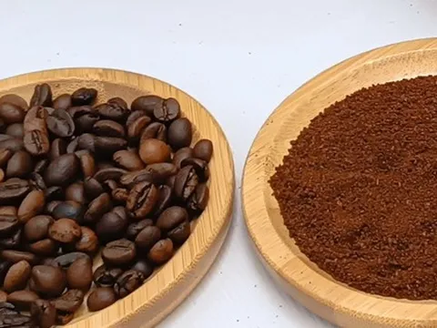 Giá cà phê hôm nay 13-12: Cuối tuần lao dốc, mốc 100.000 đồng/kg không còn