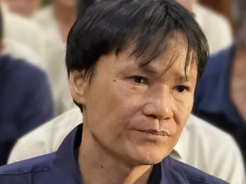 Bí mật bên trong kho xăng dầu ở 30 Đào Trí, TPHCM