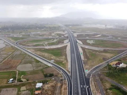 Cận cảnh 20km cao tốc Khánh Hòa - Buôn Ma Thuột sắp thông xe kỹ thuật