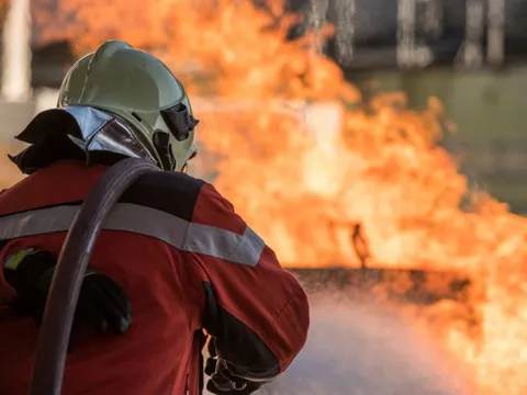 Ngăn cháy lan cho khe hở, mối nối bảo vệ công trình