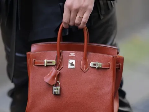 Túi Hermès mất giá, người giàu đã chùn tay?