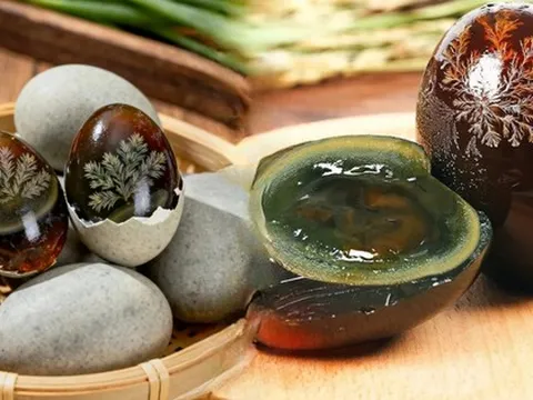 Giải mã thứ "kinh dị" lại hóa thành viên ngọc hổ phách trên bàn tiệc ngày Tết