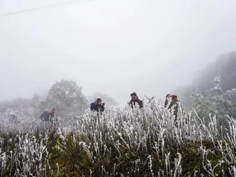 Miền Bắc sắp đón 2 đợt không khí lạnh "lạ thường" liên tiếp, dự báo nơi rét đậm nhất 2025