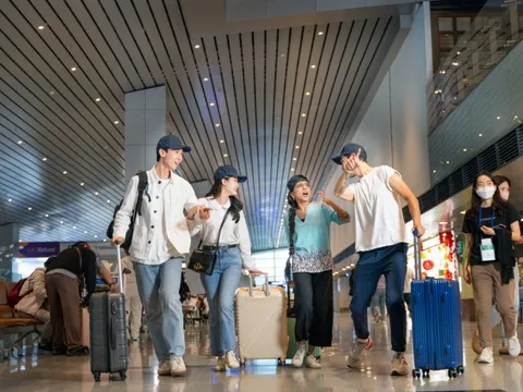 Du lịch tăng nóng, Đà Nẵng trước áp lực quá tải