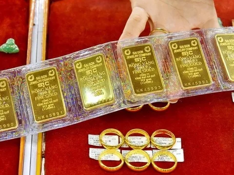 Giá vàng hôm nay 20/12: Vàng SJC, vàng nhẫn đi ngang chờ tín hiệu rõ nét