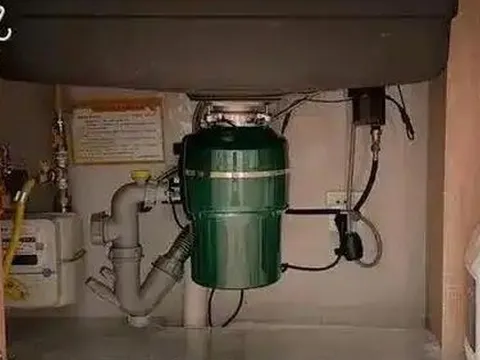 3 sản phẩm quảng cáo tận mây xanh, mua về dùng chỉ muốn khóc ra "tiếng Mán"