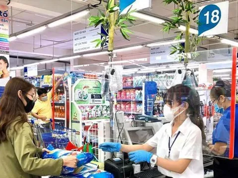 Người mua hàng là cá nhân nhưng không cung cấp mã số thuế, số định danh, người bán có được để trống thông tin trên hóa đơn? - Cục Thuế trả lời