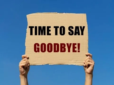 3 mã cổ phiếu sẽ dắt tay nhau rời sàn chứng khoán từ năm 2026