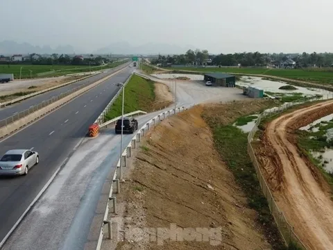 Bộ Xây dựng 'thúc' tiến độ xây trạm dừng nghỉ trên cao tốc Bắc - Nam