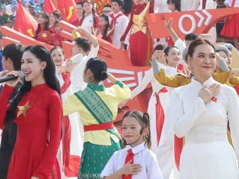 Không ai bằng Hòa Minzy