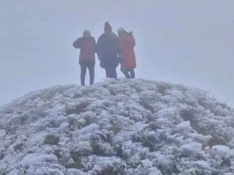 Dự báo thời tiết 1/1: Không khí lạnh cực mạnh tràn xuống miền Bắc đầu năm mới 2026, dự báo nơi rét đậm nhất