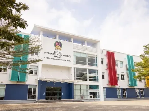 Nữ đại gia kín tiếng đứng phía sau trường quốc tế liên cấp với học phí gần 1 tỷ đồng/năm tại Việt Nam