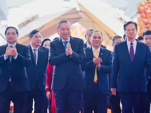 Việt Nam thiết lập một kỷ lục hơn 5 triệu tỷ vào 3 ngày đặc biệt