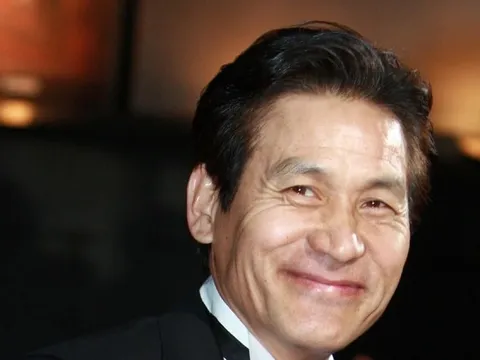 Cuộc đời huyền thoại màn ảnh vừa qua đời