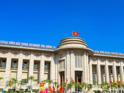 Cập nhật ngày 7/1: Lãi suất liên ngân giảm mạnh trên diện rộng, tỷ giá USD tự do tăng lên 27.000 đồng