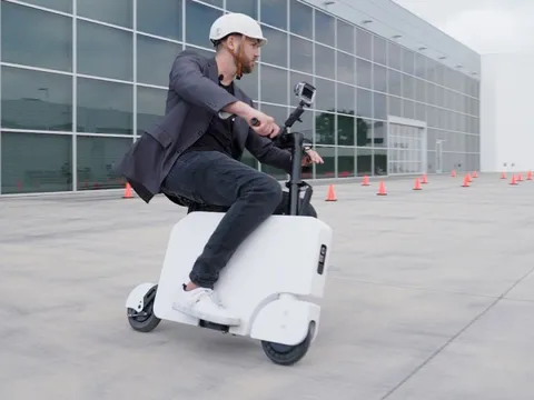 Xe máy điện gấp gọn như vali của Honda dự kiến về Việt Nam, giá bán ra sao?