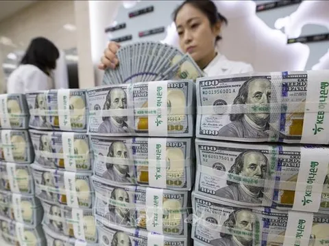 Bản tin tổng hợp: Tỷ giá USD/VND, giá xăng dầu, lãi suất ngân hàng ngày 5/1