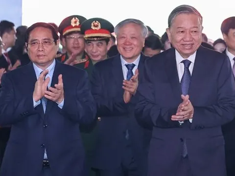 Tổng Bí thư, Thủ tướng Chính phủ dự lễ khởi công nhà máy chế tạo chip bán dẫn đầu tiên tại Việt Nam