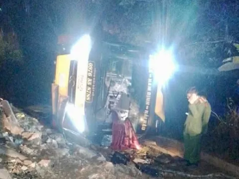 Tai nạn thảm khốc trên Quốc lộ 6, 4 người tử vong tại chỗ