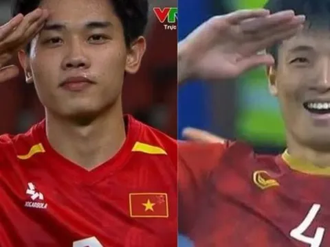 Khoảnh khắc chào "gây bão" của Đình Bắc gợi ký ức thật đẹp của Bùi Tiến Dũng ở tuyết trắng Thường Châu