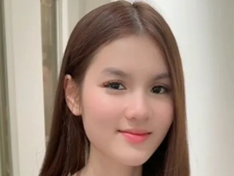 Một hoa hậu 4 con khoe ái nữ 14 tuổi, cao gần 1m7, cộng đồng mạng lập tức khuyên 1 điều