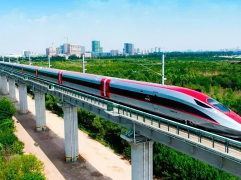 Nhiều doanh nghiệp đề xuất làm đường sắt tốc độ cao Bắc - Nam