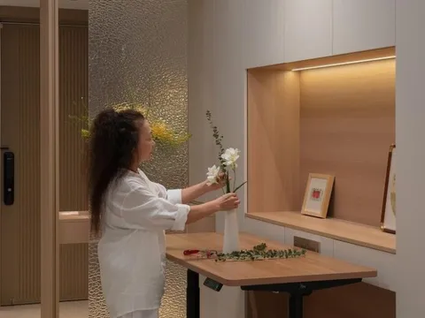 Bài học để đời khi bước vào nhà người phụ nữ đã nghỉ hưu: Già đi không đáng sợ, sợ nhất là ở sai nhà