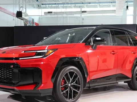 SUV bán chạy nhất của Toyota rục rịch tới Đông Nam Á, liệu có về Việt Nam?