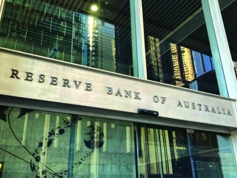 NHTW Úc bất ngờ tăng lãi suất