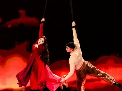 Người đàn ông được tìm kiếm nhiều nhất trong fan concert Hòa Minzy