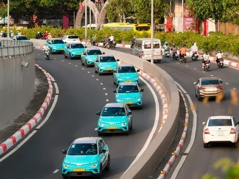 Cuộc đua Xanh SM, Grab và be trong mảng gọi xe: Ngỡ ngàng với “chiến mã” của tỷ phú Phạm Nhật Vượng!