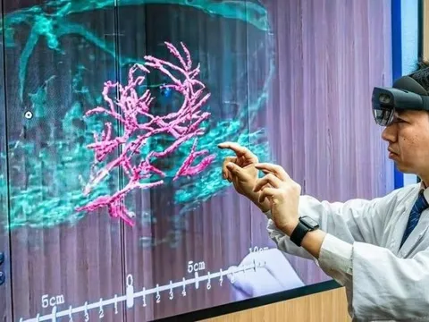 Nói Trung Quốc "làm tất ăn cả" là tâng bốc: Thiếu thứ này, tất cả những gì họ có chỉ là cái xác không hồn