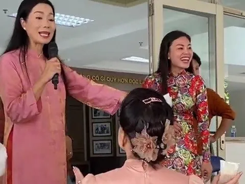 Nữ NSND là lãnh đạo Hội Sân khấu TP. Hồ Chí Minh cuối năm đứng ra chỉ đạo 1 việc