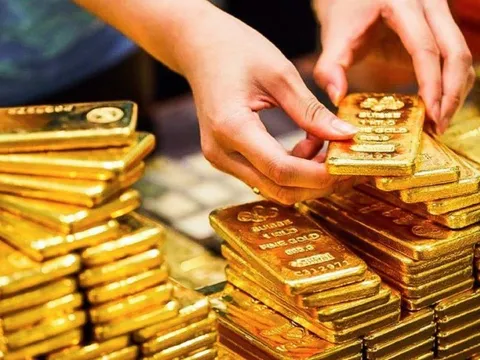 Giá vàng hôm nay 11/2, vàng nhẫn, vàng SJC đi ngang, vàng thế giới giảm mạnh