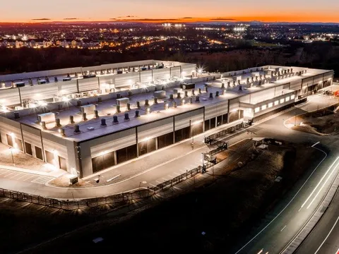 Từ lời 'kêu cứu' của Viettel, VNPT, FPT: Bài học nước Mỹ bán điện cho Google, Microsoft rẻ hơn 30%