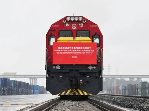 Trung Quốc ‘đẩy mạnh bánh ray đường sắt' sang Việt Nam, Lào: Một tuyến tăng kỷ lục 86% - Tham vọng hé lộ