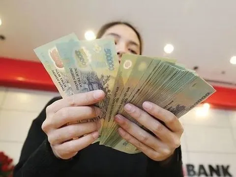 Bất ngờ với diễn biến lãi suất tiền gửi ở nhiều ngân hàng