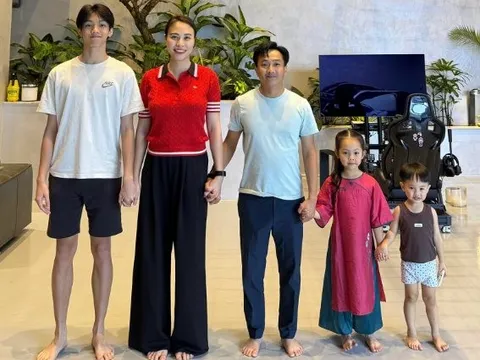 Tình hình gia đình Cường Đô La ngày 30 Tết