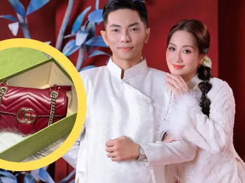Khánh Thi tặng túi Gucci 60 triệu làm quà Tết cho em gái Phan Hiển, nhắn nhủ cực ngọt bảo sao được nhà chồng cưng