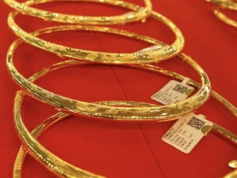 Tối 19-2, giá vàng, bạc đồng loạt tăng mạnh