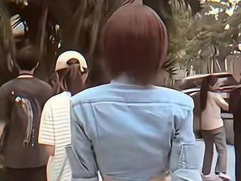 Đoạn clip 16 giây hút gần 4 triệu người xem của mỹ nhân Thỏ Ơi!!, có gì mà hot vậy?