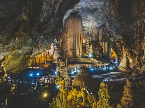 Khu du lịch Phong Nha - Kẻ Bàng lao đao vì mất điện kéo dài