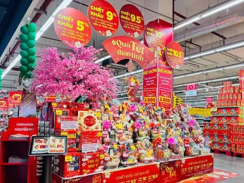 Chợ Tết không 'sốt giá', siêu thị giữ nhịp đầu năm