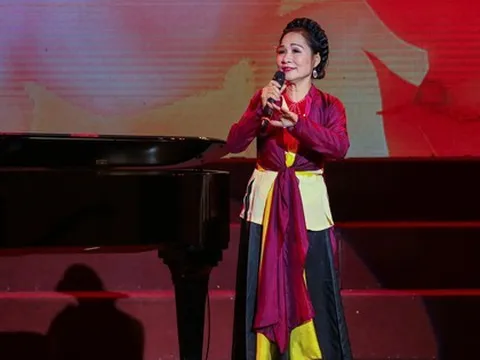 Nữ NSND duy nhất được giới thiệu ứng cử đại biểu Quốc hội khoá XVI: Giám đốc Nhà hát nhận bằng khen Thủ tướng, sự nghiệp cả nước ngưỡng mộ