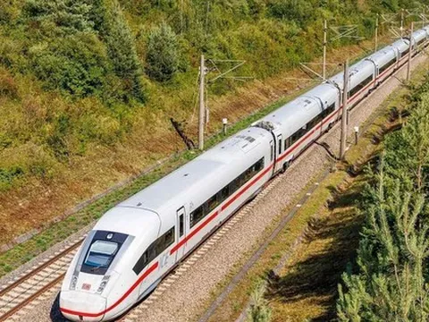 Thủ tướng ra chỉ đạo mới về siêu dự án đường sắt cao tốc Bắc – Nam 67 tỷ USD, 15 tỉnh thành